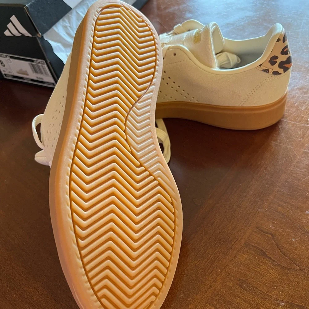 Adidas Advantage 2.0 Cream Color Sneakers w/ CloudFoam #JQ7396 Womans Size 8 - Picture 6 of 8